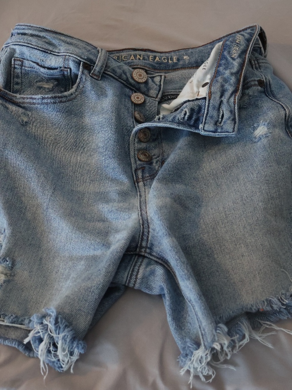AE American Eagle button fly jean shorts frayed sz 2